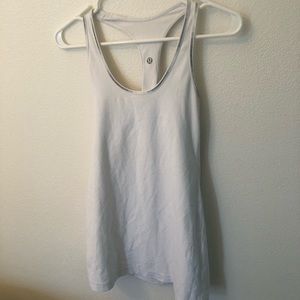 Lululemon size 8 tank top white reversible.